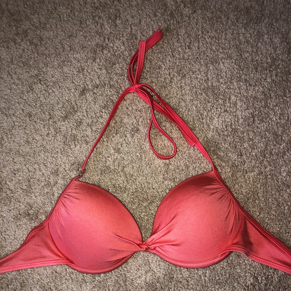 Victoria’s Secret Bikini Top